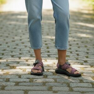 Chaco Z1 Classic Sandals Womens Size 6 Pink Black Adjustable Hiking Outdoor